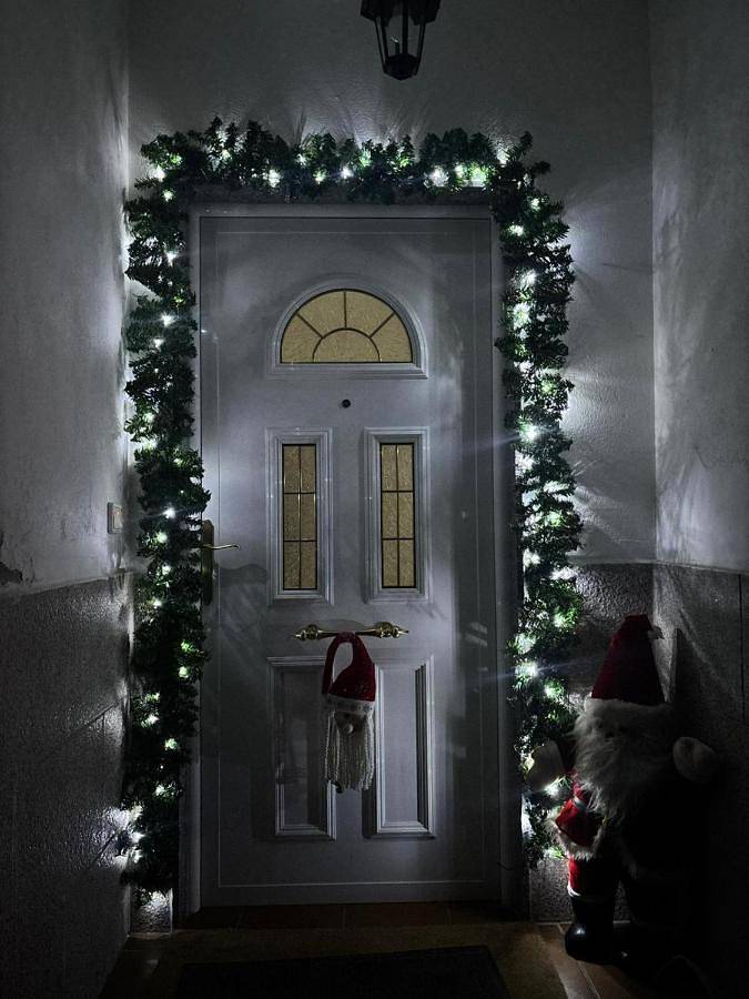 Apartamento para 6 personas, con vistas además de jardín y piscina, Se admiten mascotas en Cuntis