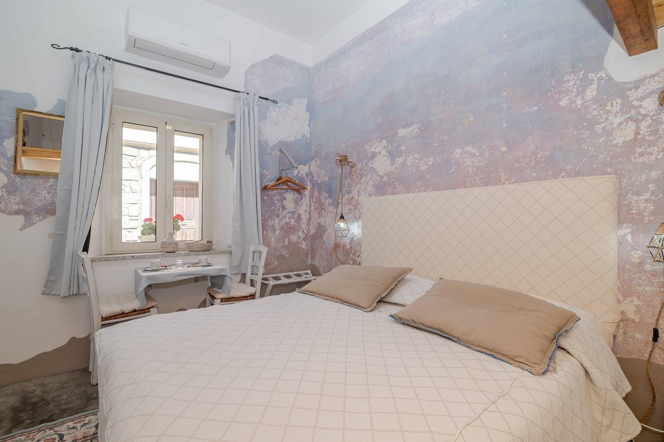 'Zio Peppe- Vintage' Room with Wi-Fi and Air Conditioning in Santa Teresa di Gallura, Santa Teresa Gallura (Municipality)