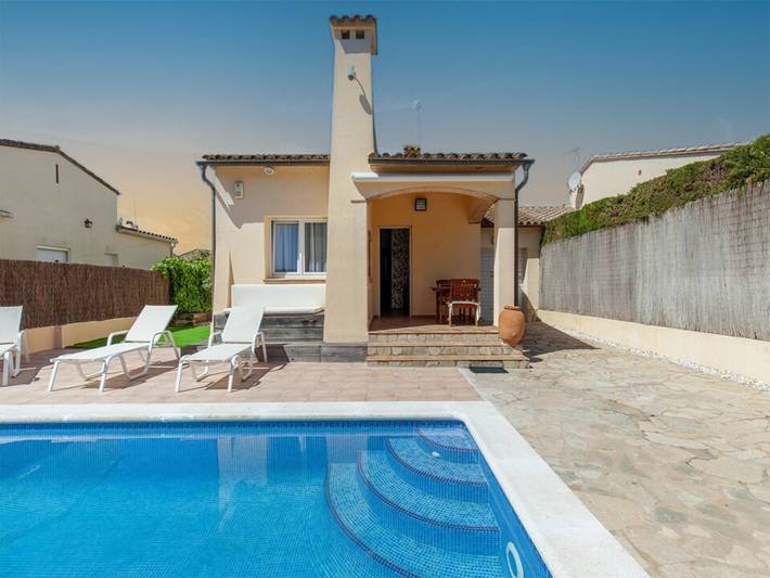 Ferienhaus für 6 Personen, mit Terrasse und Garten in Sant Pere Pescador - 4