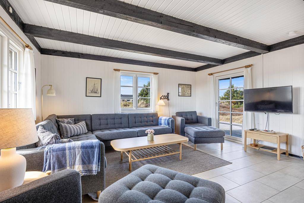Strandnahes Reetdachhaus für 4 Personen in Bjerregård in Bjerregård, Holmsland Klit