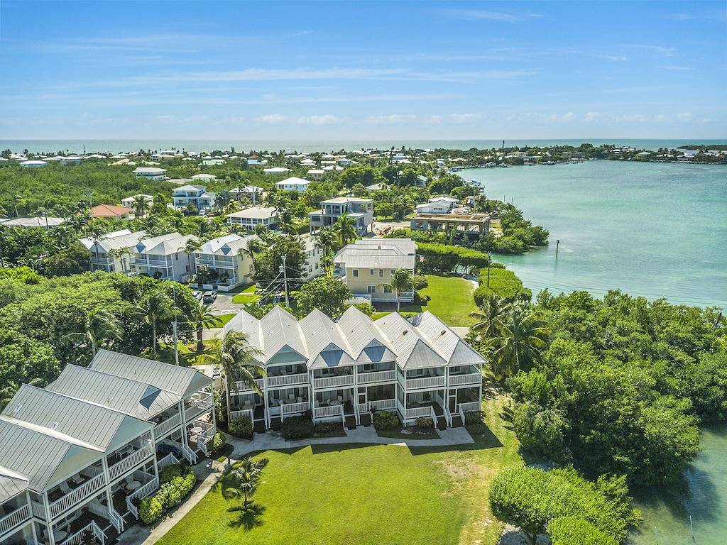 Waterfront Duck Key Villa - Sleeps 6 in Duck Key, Monroe County