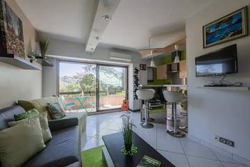 Gîte pour 3 personnes, avec balcon à Paladru