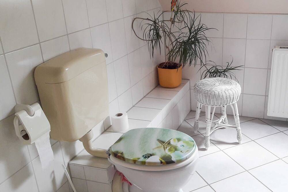 Ganze Wohnung, Ferienwohnung Zirnstein mit großem Balkon - Ferienwohnung in Rubkow, Vorpommern Greifswald