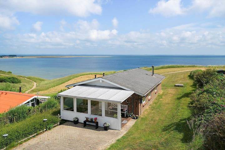 Ferienhaus für 6 Personen, mit Ausblick und Terrasse - 1