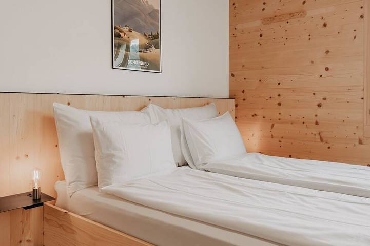 Ganze Wohnung, Giferblick Appartement/Fewo, Dusche und Bad, Wc 6-Bettwohnung in Gstaad, Saanen