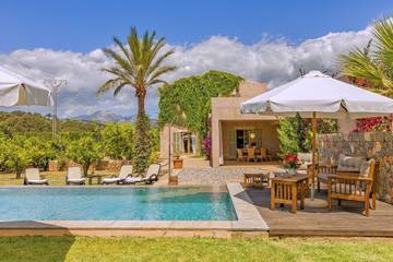 Chalet in Búger, Interior de Mallorca für 12 