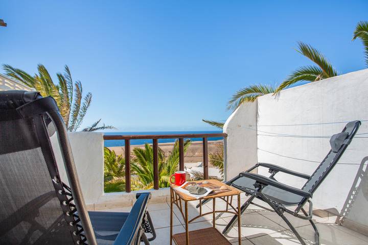 Ferienwohnung für 2 Personen, mit Kinderpool und Balkon sowie Garten in 