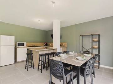 Cottage pour 4 personnes, avec jardin à Le Tour-du-Parc