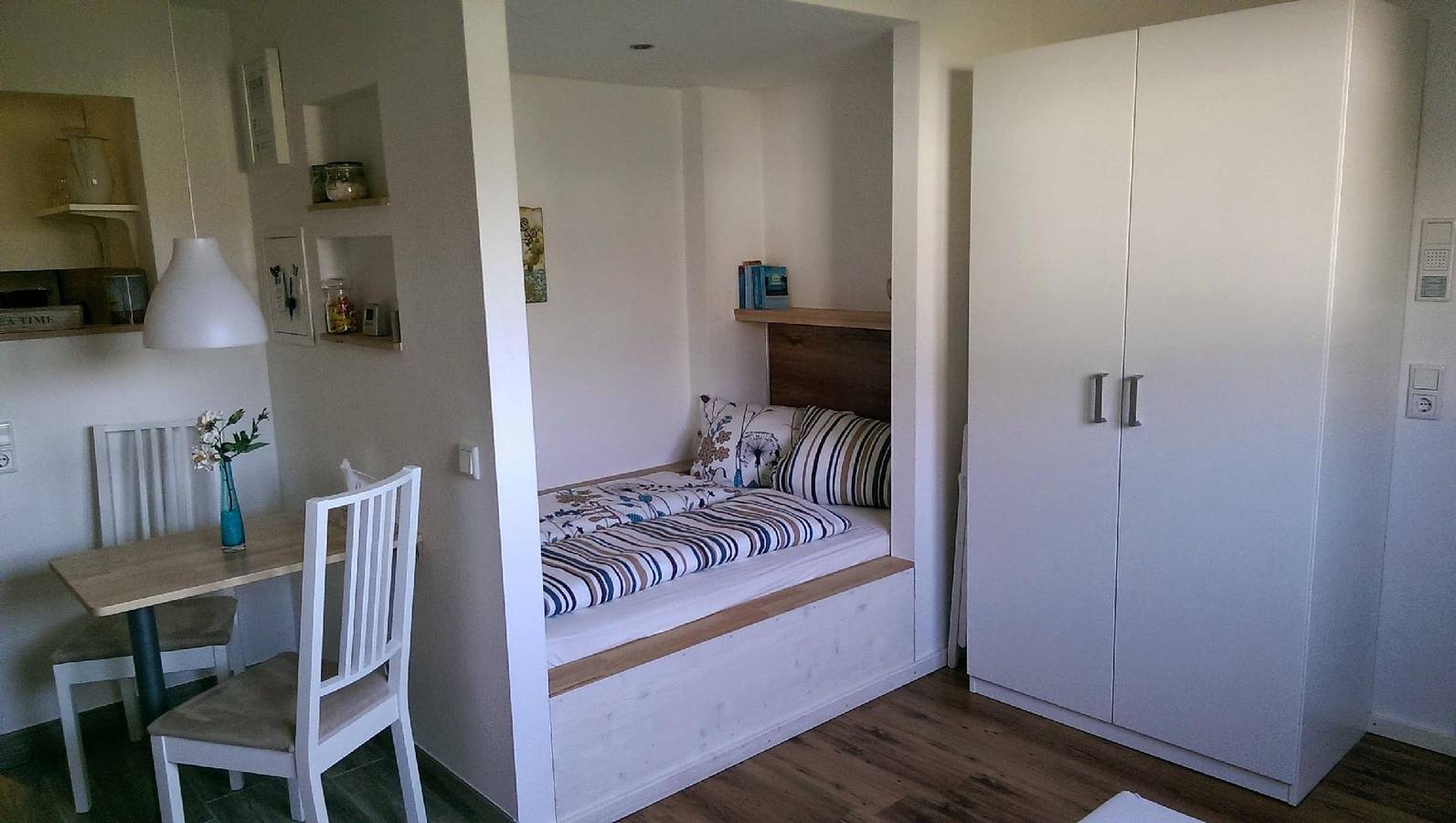 Ganze Ferienwohnung, Studio für 2 Personen  + 2 Kinder ca. 25 m² in Fritzlar, Hessisches Bergland in Fritzlar, Schwalm-Eder-Kreis