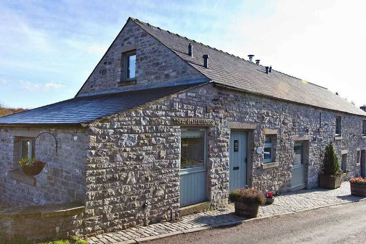 Holiday rental for 4 people, with terrace and garden in Great Longstone