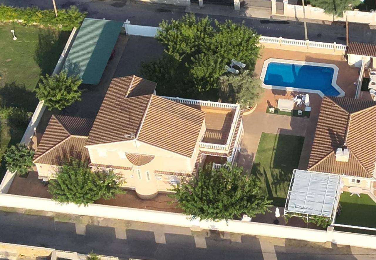 Villa Loli, Chalet con piscina, cerca de la playa y la ciudad in Castellón de la Plana, Costa del Azahar