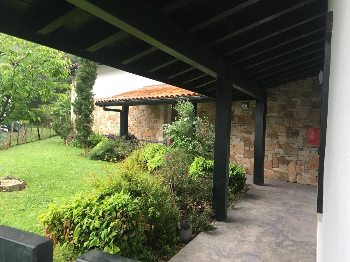 Four-Bedroom House in Ascain, Région de Bayonne