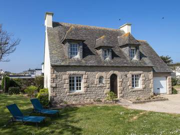 Gîte pour 6 personnes, avec terrasse et jardin, animaux acceptés à Cléder