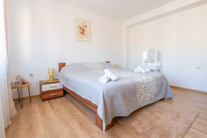 Ganze Wohnung, Mia cozy apartment in the Knin center in Dalmatinisches Zagora