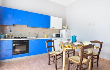 Holiday Apartment for 4 People in Caronia, Messina Province, Photo 4
