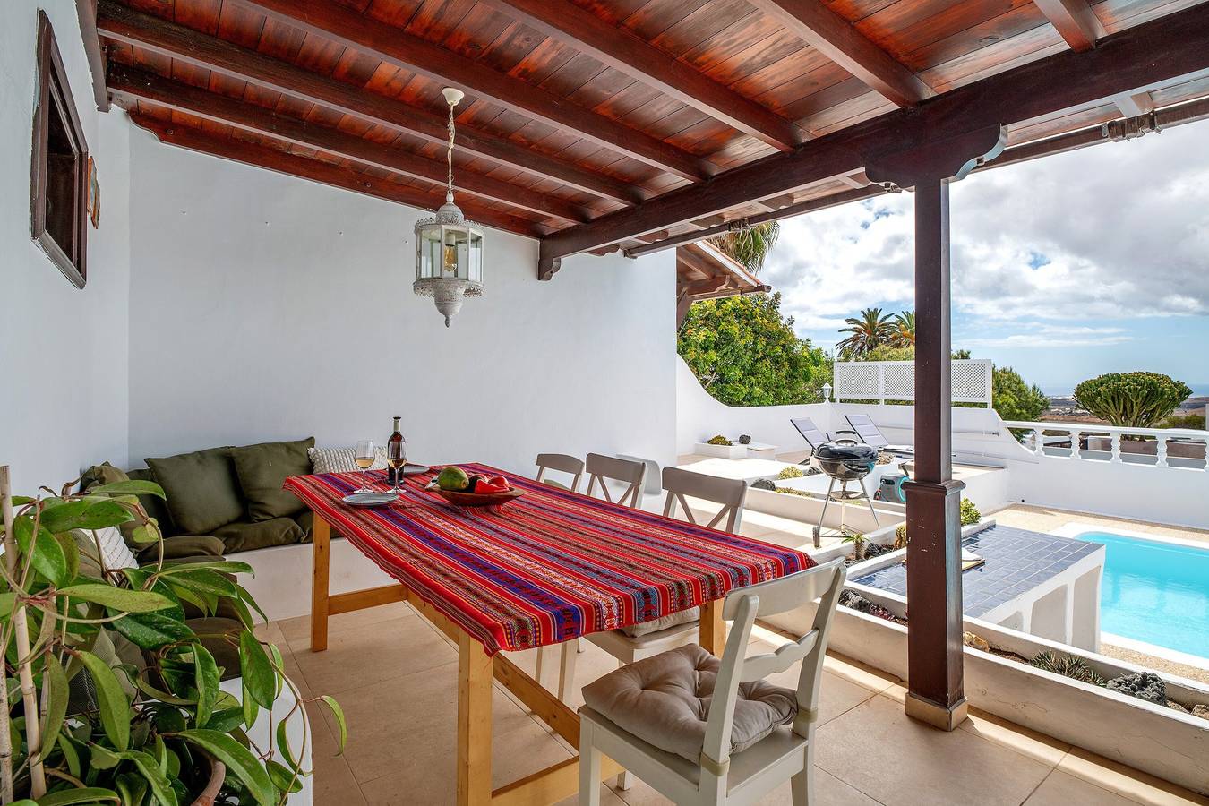 Vacation Home 'Casa Carmen - Comfort and Privacy' with Sea View, Private Pool and Wi-Fi in Nazaret, Teguise