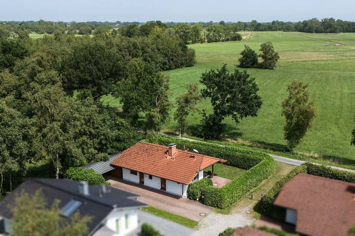 Ferienhaus für 4 Personen, mit Terrasse und Garten in Jade - 4