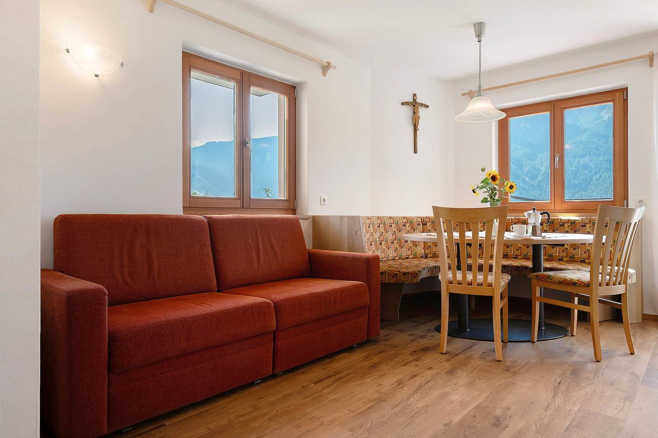 Apartamento entero, Apartamento 'Thusnelda D' con vistas a la montaña, balcón y Wi-Fi in Telfen-Lanzin, Castelrotto