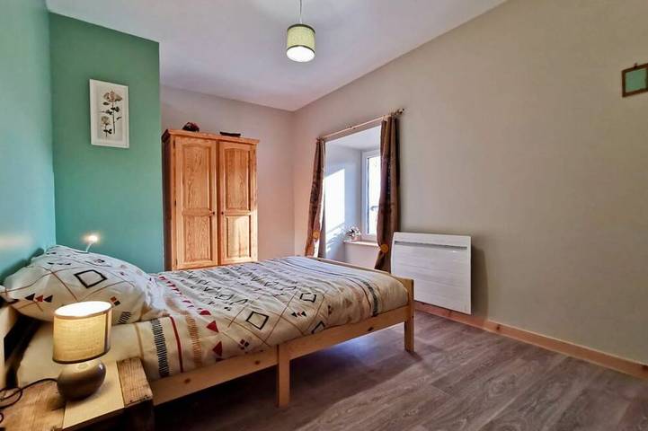 Gîte pour 6 personnes, avec jardin, animaux acceptés à Arlempdes - 2