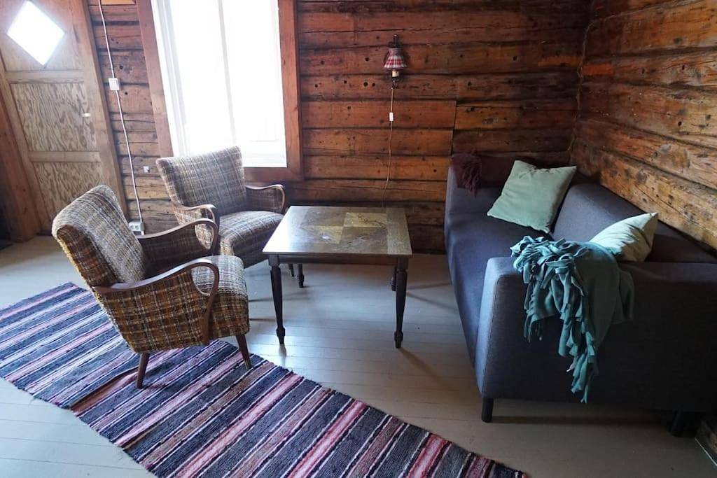 Two-Bedroom House in Vestvågøy