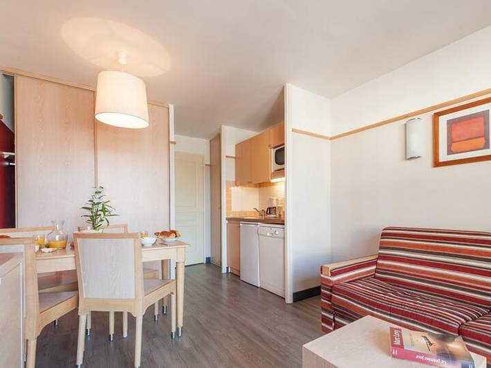 Camping pour 4 personnes, avec balcon, animaux acceptés en Indre-et-Loire - 2