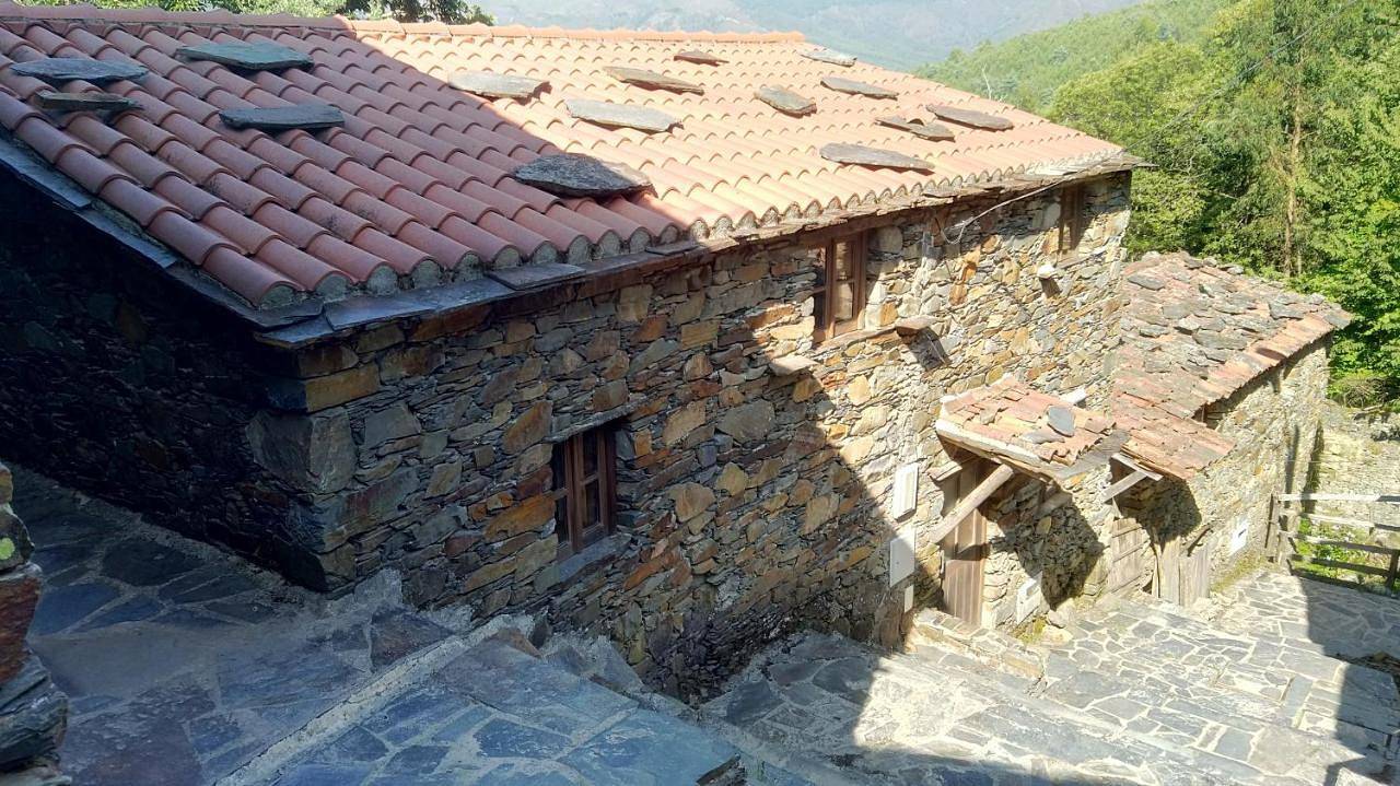 Three-Bedroom House in Lousã, Serra da Lousã