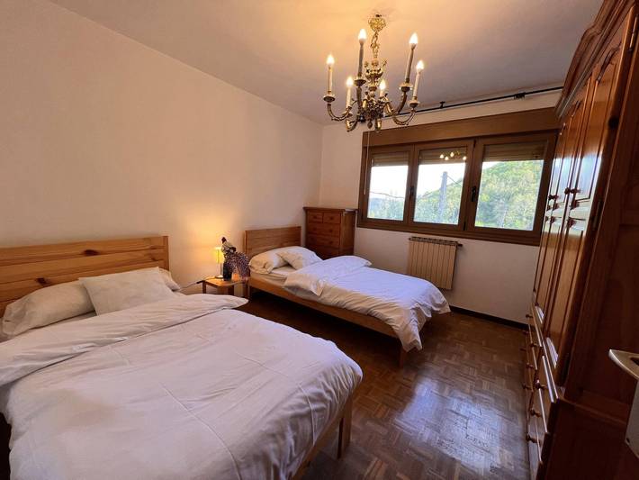 Zimmer für 6 Personen mit Garten in Ribera Alta, Cordillera Cantábrica