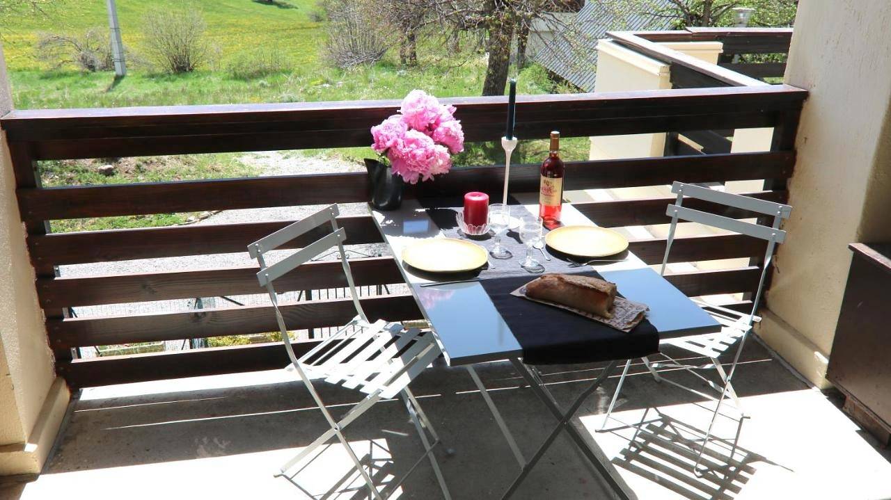 Appartement entier, Apartment with Mountain View in Beuil, Région de Nice