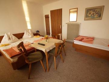 Hotel für 4 Personen in Weyregg am Attersee, Bezirk Vöcklabruck, Bild 4