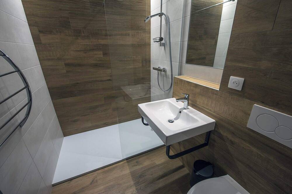 Vallée de la Loue! Bord de Rivière! Spa Sauna Logement Entier Pêche Privée in Lods, Französischer Jura