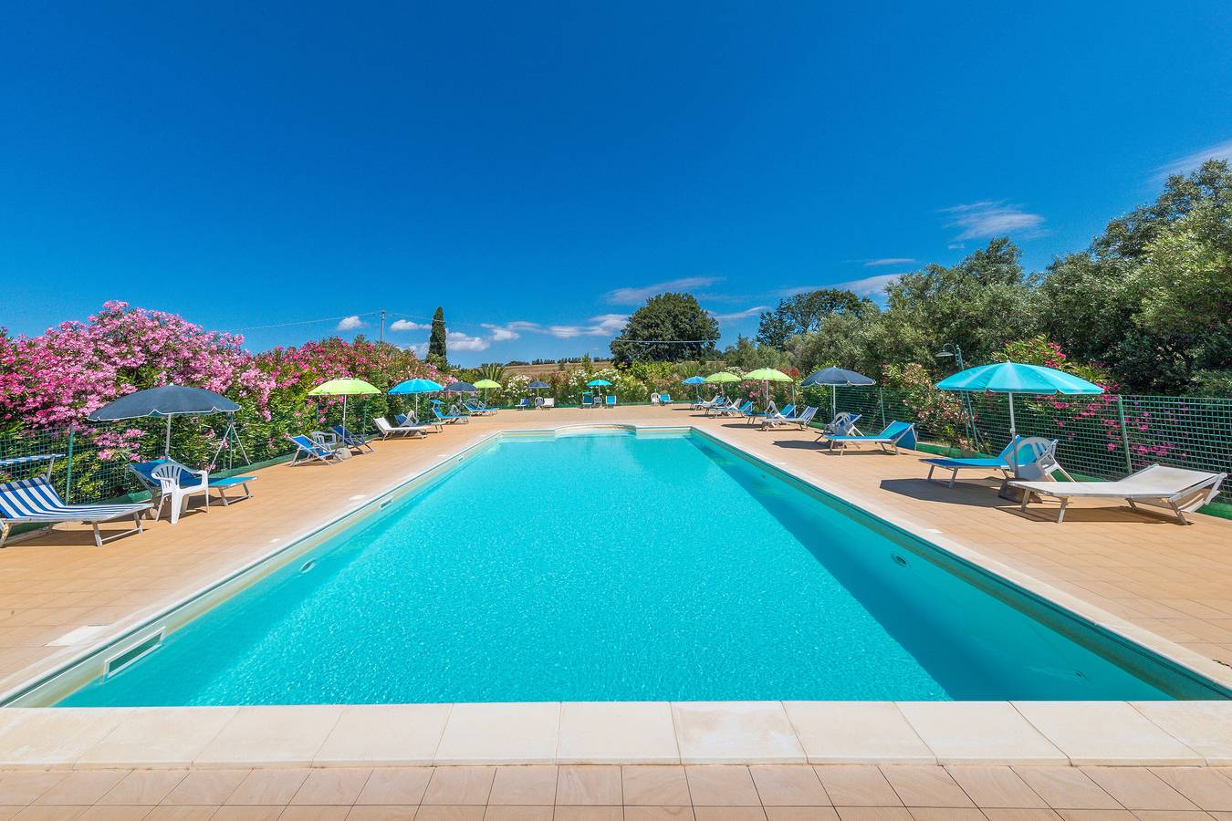 Apartment "Il Nazareno - Il Coppaio" with Shared Pool & Wi-Fi in Etruscan Coast