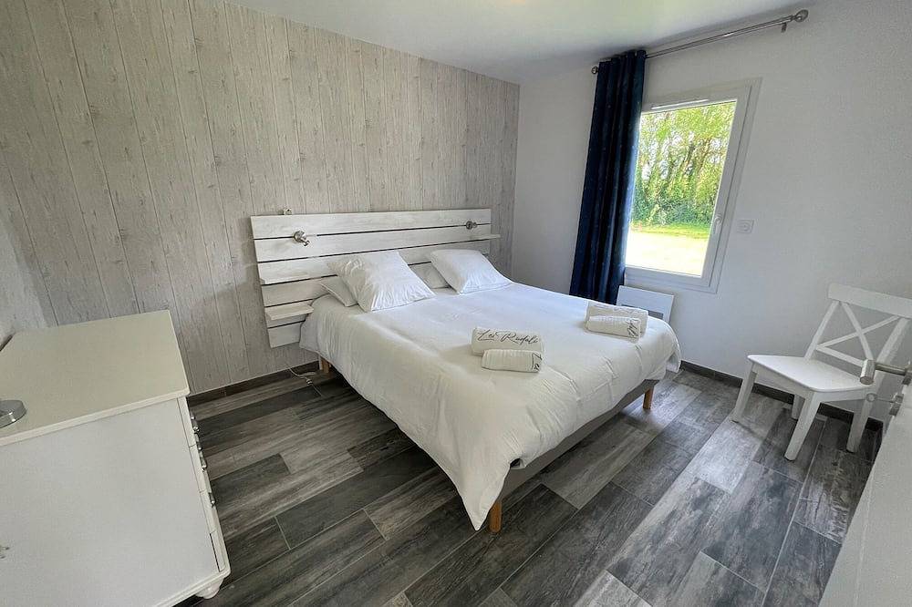 \"Les  Rudali\"  Villa \"New Port\"  Maison neuve  4* avec piscine  pour 6 Personnes in Chambon (Charente-Maritime), Région de Rochefort