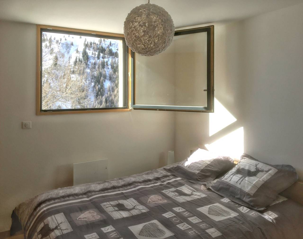 Cosy mountain chalet, Valmeinier, breathtaking view + 180 m² in Valmeinier, Saint-Jean-de-Maurienne region