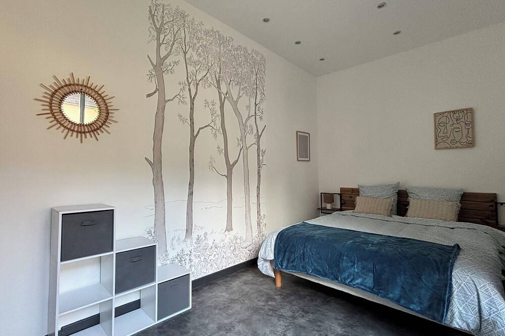 Whole apartment Le Viviani - Indoor swimming pool and sauna in Montluçon, Montluçon und Umgebung