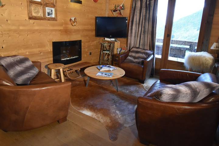 Gîte pour 10 personnes, avec vue et balcon dans Office De Tourisme De Vaujany - 3