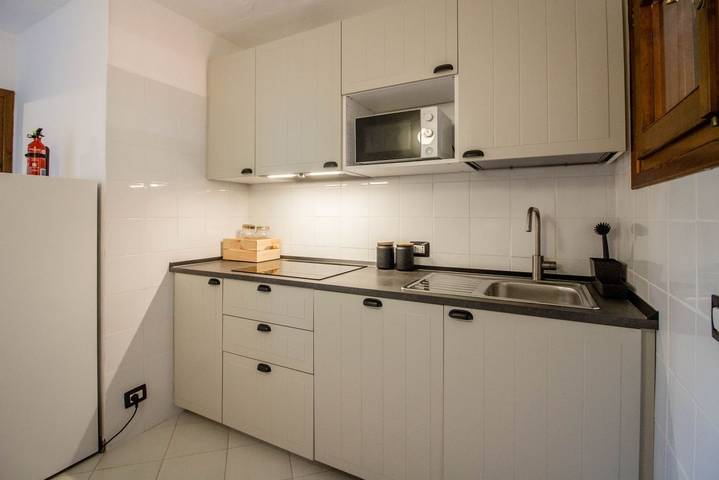 Entire apartment, GuestHost - Residence Apt with Pool & Parking in Porto Rotondo, Olbia