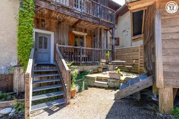Gîte pour 8 personnes, avec terrasse, animaux acceptés à Le Châtelard