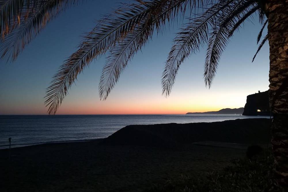 Apartamento entero, Apartamento con vistas al mar, a 5 minutos de la playa. in Finale Ligure, Finale Ligure Municipio