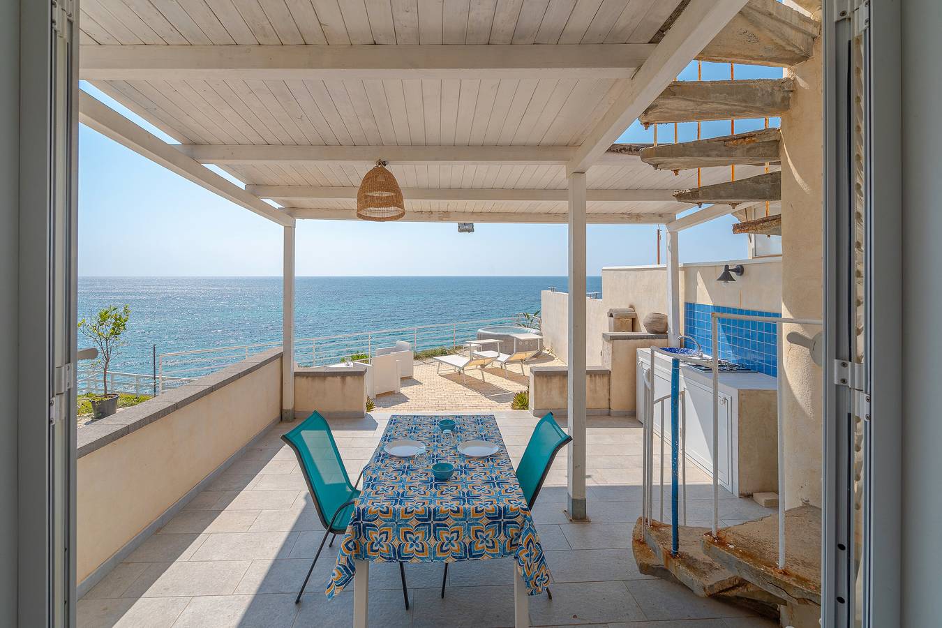 Room 'Faraglione 1' with Sea View, Wi-Fi and Air Conditioning in Spiaggia di Eloro, Lido di Noto