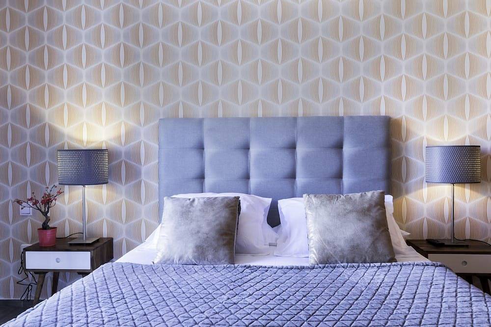Entire apartment, Santa Ana Boutique Vii apartment  in Madrid in Centro (Madrid), Madrid