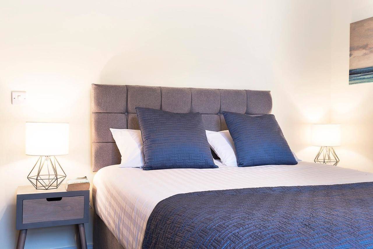 Entire apartment, Superior Apartment in Newcastle (County Down), County Down