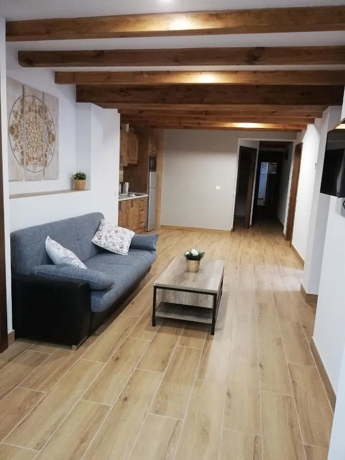 Apartamento de vacaciones para 9 personas, con vistas y jardín - 1