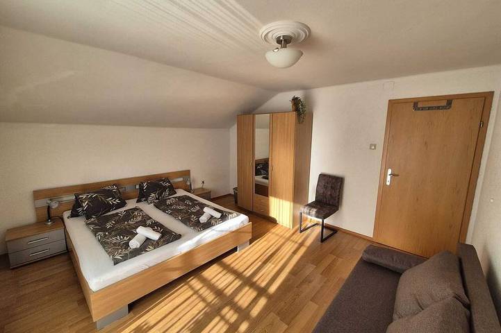 Ganze Wohnung, Apartment 7 Gruppen bis 8 Personen + Panoramaterrasse in Hohe Tauern, Flattach