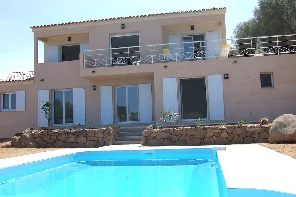 Grande villa con piscina per 10 e più con biciclette e kayak. in Coti-Chiavari, Ajaccio e dintorni