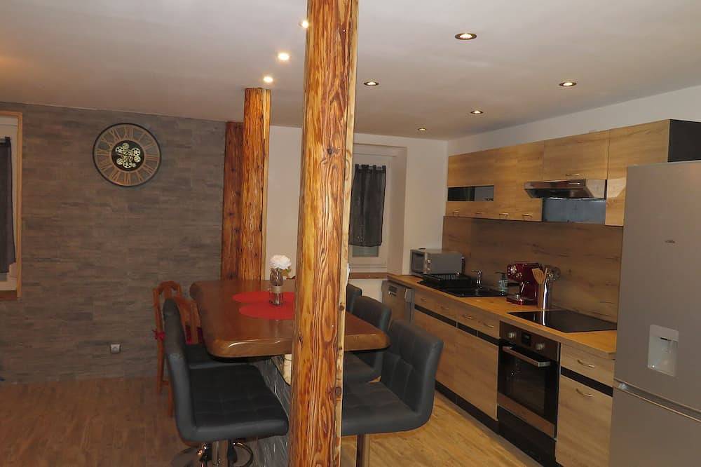 Appartement entier, Location vosge 6 à 9 personnes in Granges-Aumontzey, Parc naturel régional des Ballons des Vosges