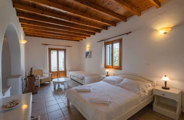 Apartment for 4 People in Paros, Paros Regional Unit, Photo 4