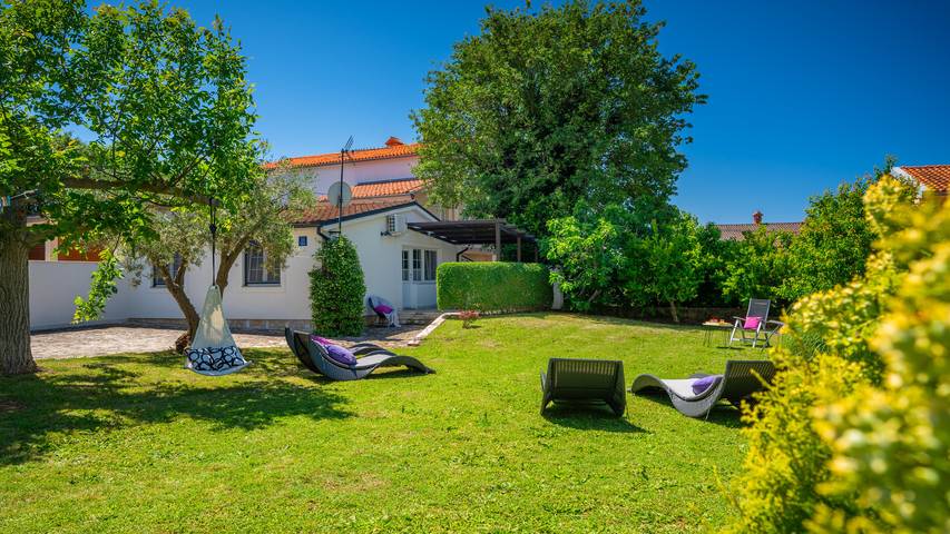 Ferienhaus für 4 Personen, mit Garten in Medulin