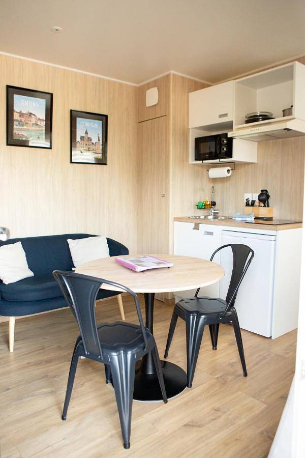 Appartement entier, One-Bedroom Apartment in Pithon (Aisne), Aisne