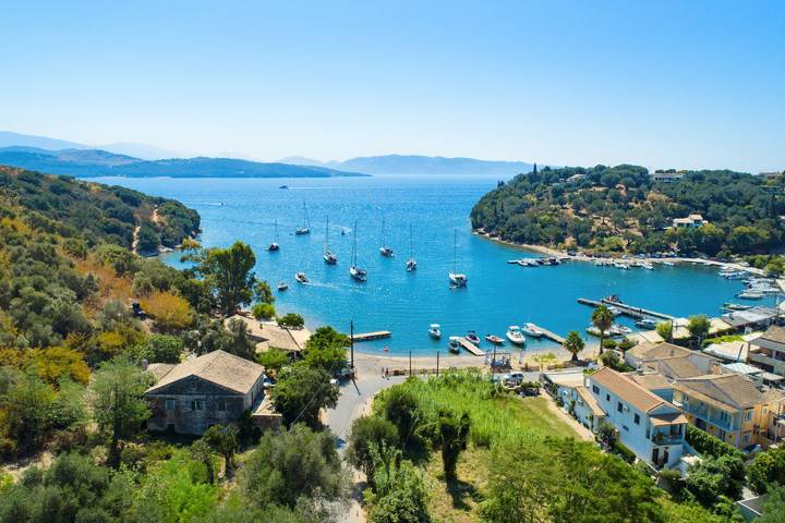 Διαμερίσματα διακοπών για 5 άτομα, με Ταράτσα στον Άγιο Στέφανο (Κέρκυρα)