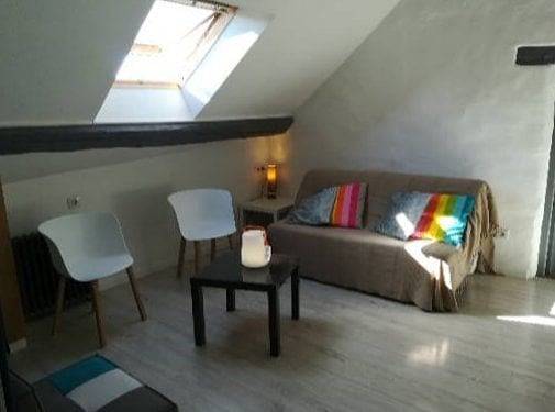 Chambre d’hôte pour 6 personnes, avec jardin dans le Jura - 2